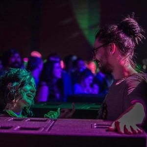 Meet your Posher, Benjaman